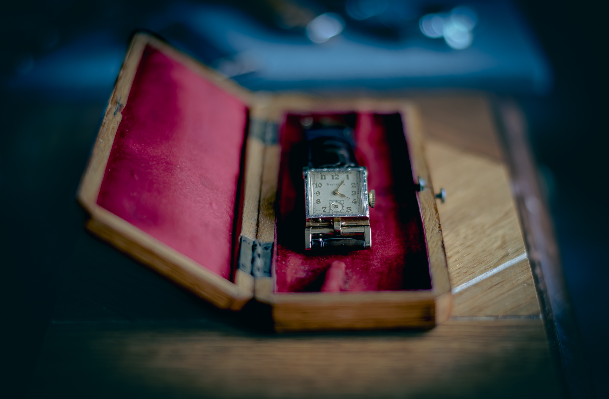 Crocodile-Style Watch Straps: Dressy Without Being Boring