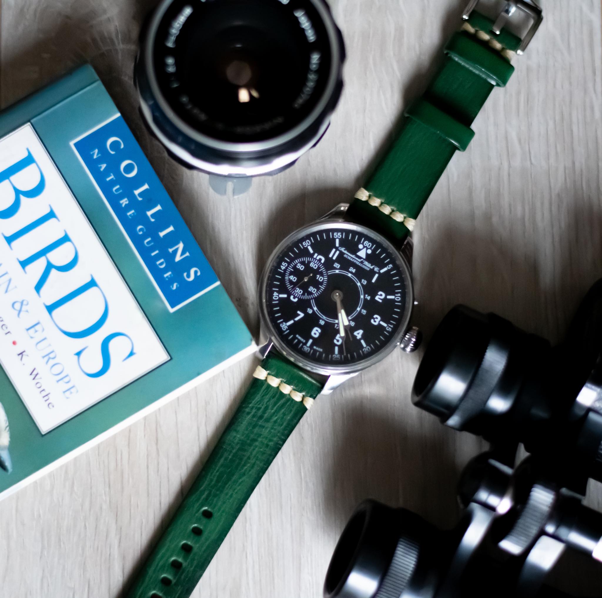 Why Leather Watch Strap Colours Can Look Different in Real Life